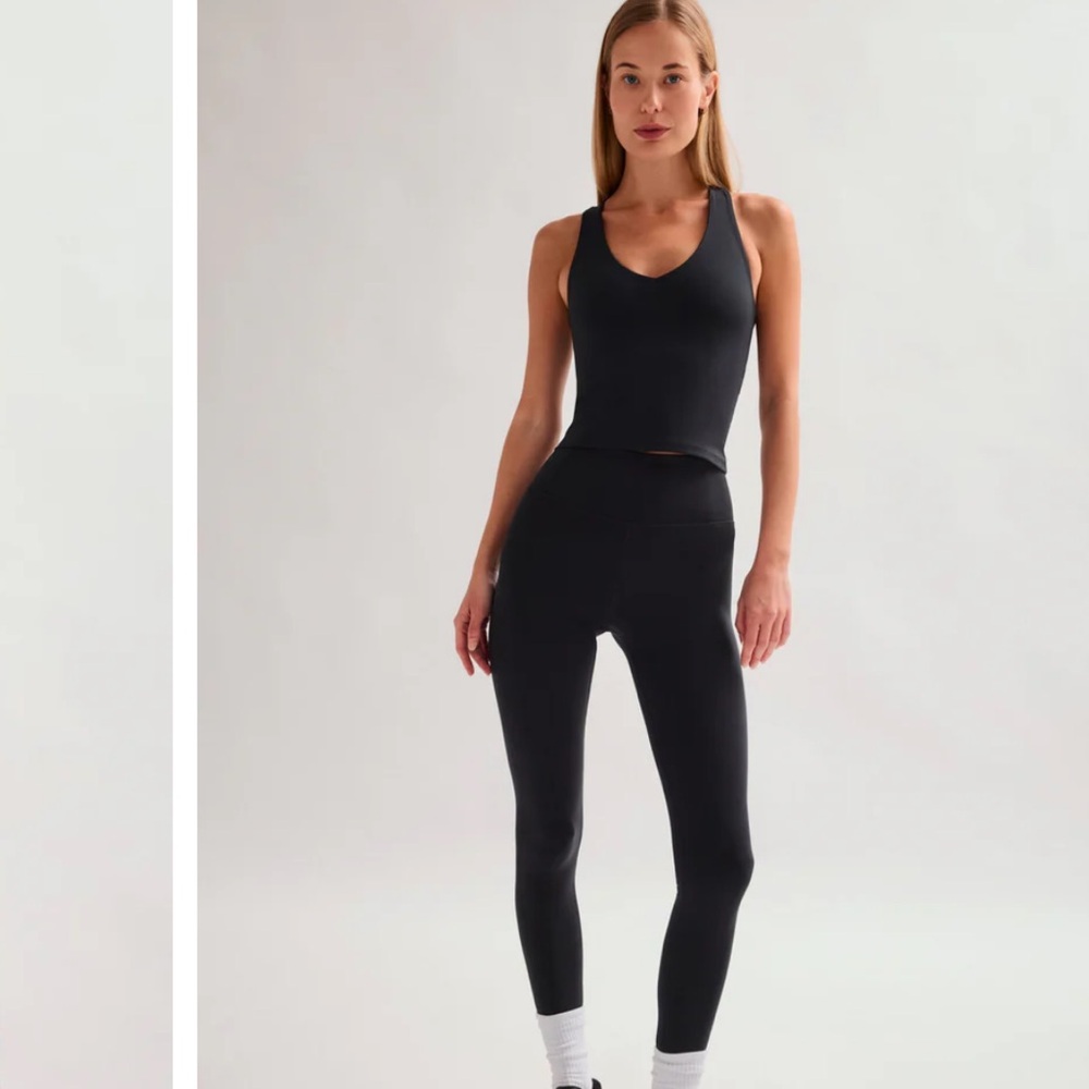 Girlfriend collective Black Zoe Superstretch Tank - Picture 5 of 9